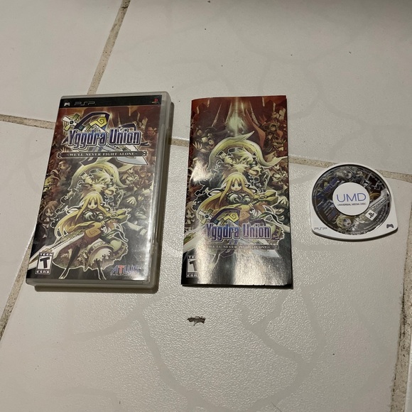 Yggdra Union: We'll Never Fight Alone Sony PSP Playstation Complete Near Mint